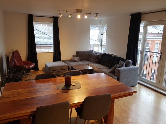 Double Room off Bexley Square Main Photo