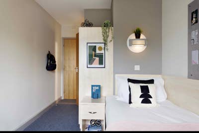 Replacement required as I am in this flat  Main Photo