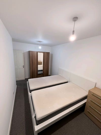 Nice Double Room for 1 Person in East. Ham E6 2Nb Main Photo