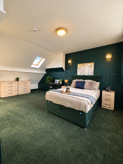 🏡 Luxury En-Suite Studio | Brand New Main Photo