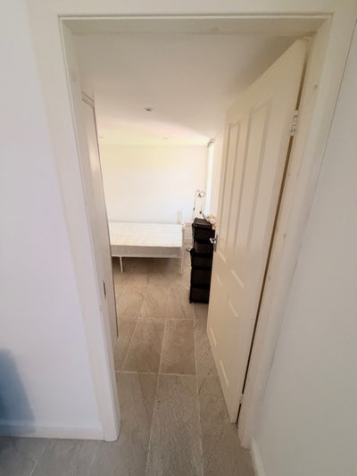 1 bedroom flat Main Photo