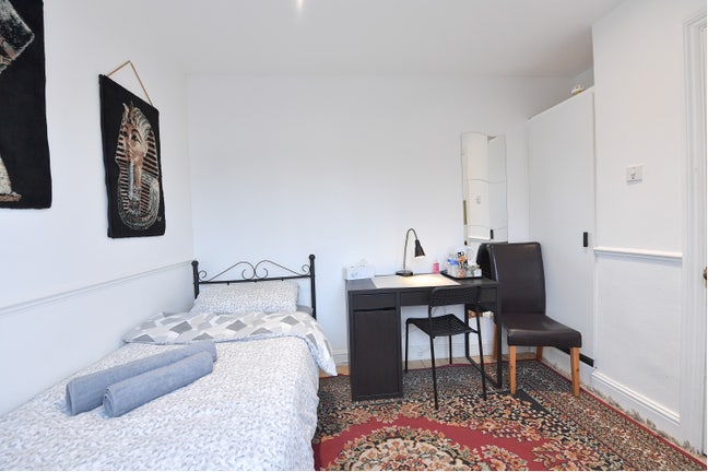 2 luxurious rooms- free car park Main Photo