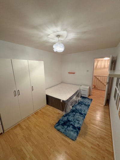  Double room, Caledonian Road  Main Photo