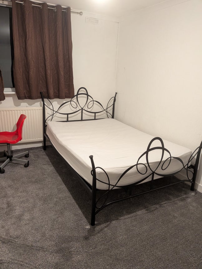 Large Room  in Livingston / Near Heriot Watt Uni Main Photo