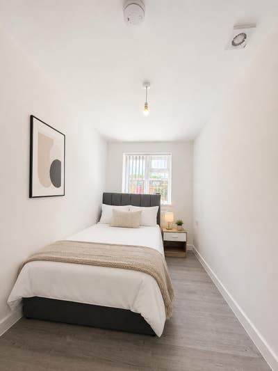 Brand-New Studio | All-Inclusive Rent Main Photo