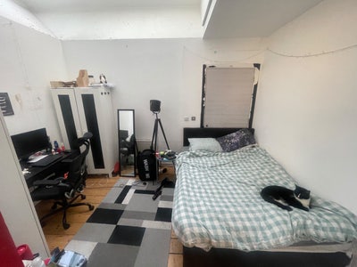 Flatshare in Aldgate Main Photo
