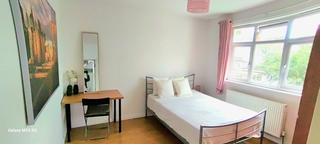 Double ensuite room  Main Photo