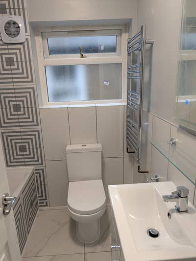 Classy refurb needs occupants Main Photo