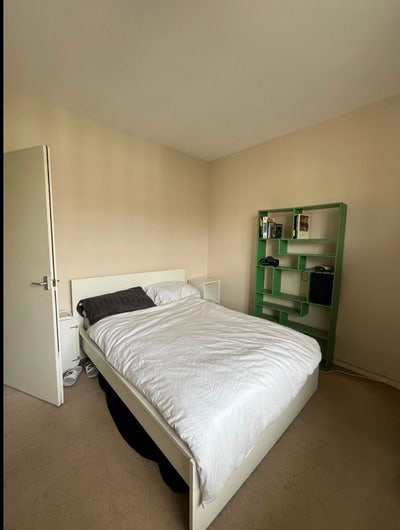 Room available in West London 🏡 Main Photo