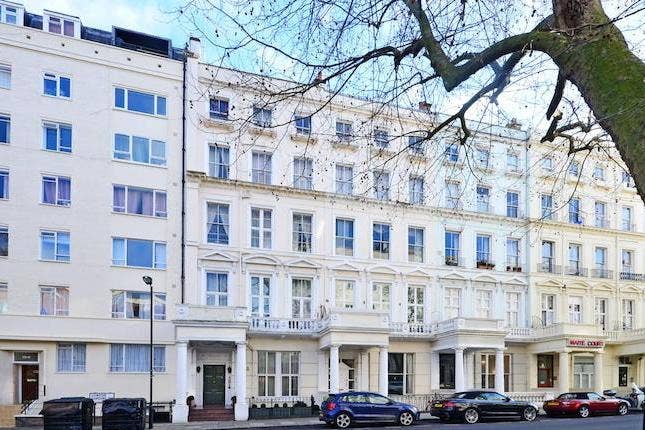 📍 Spacious Studio Apartment – Leinster Gardens, Main Photo