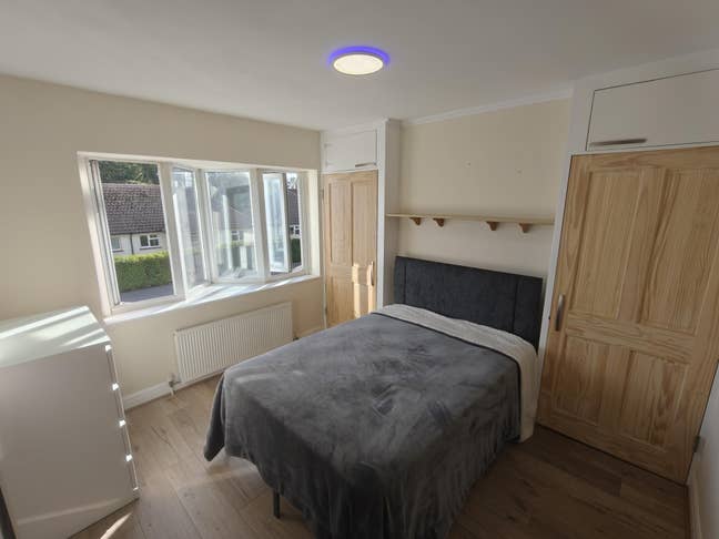 Large, sunny rooms available -Nr Portslade train  Main Photo