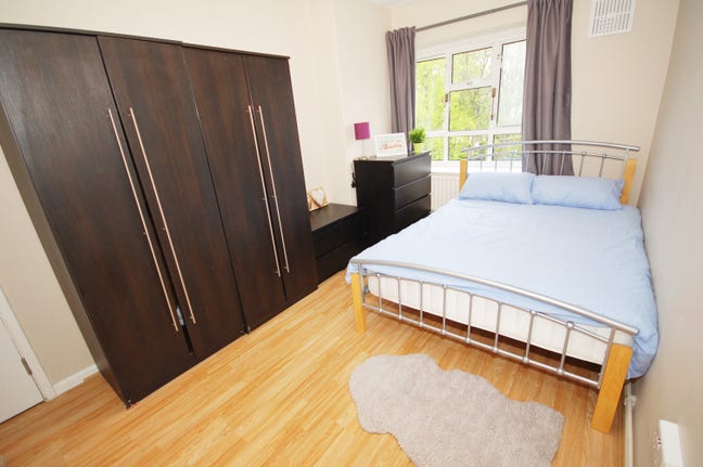🏡 Spacious Rooms in Kilburn  Main Photo