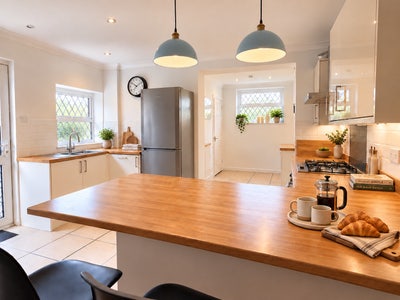 Luxury Room in House in Lower Parkstone Main Photo