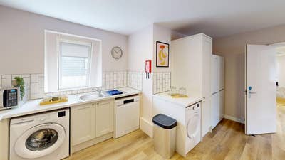 2 Double Rooms | &pound;175pw Bills Inc | Students Only Main Photo