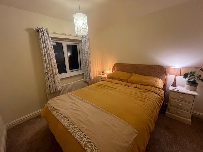 Rooms available in lovely peaceful home Main Photo
