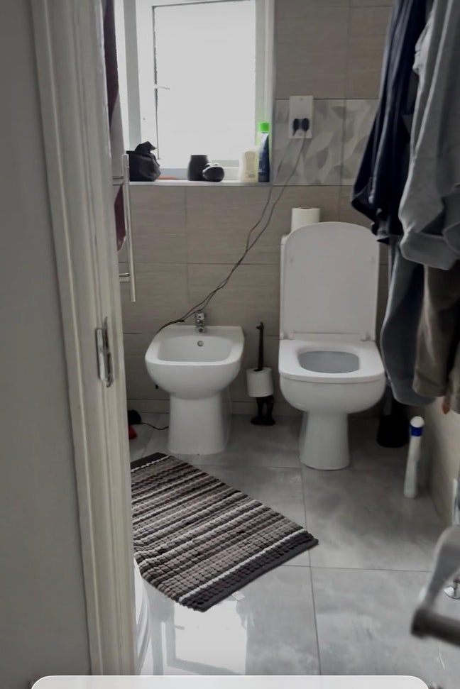 2 Bedroom Flat to rent Edmonton all bill included. Main Photo