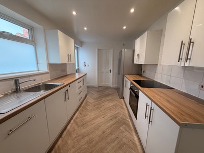 Stylish 5 Bedroom House Share | High Spec Main Photo