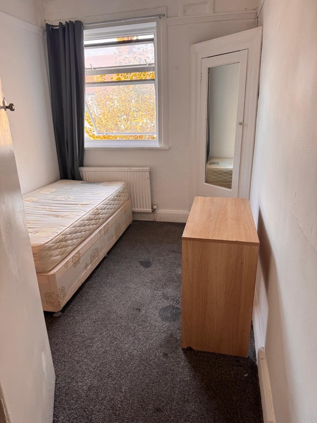 ✨ 🛏️ Single Room to Let in Golders Green Main Photo