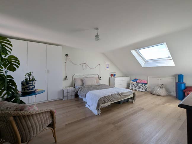 Spacious double room in Penge Main Photo