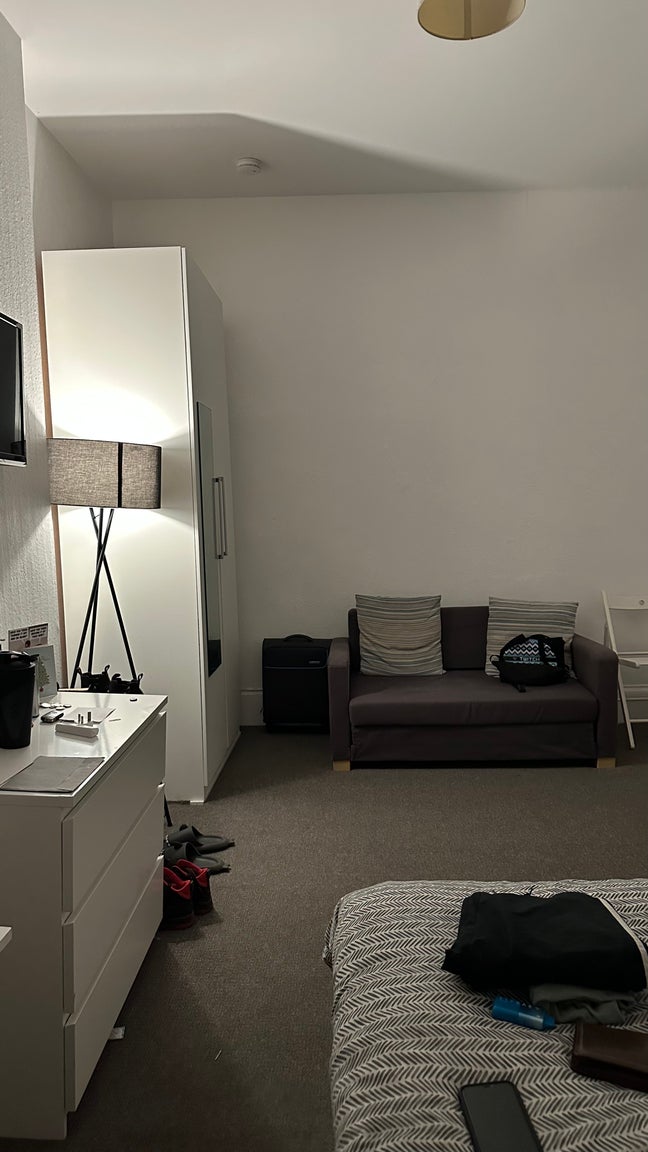 Bills Included | Double Bed Room in Bayswater Area Main Photo