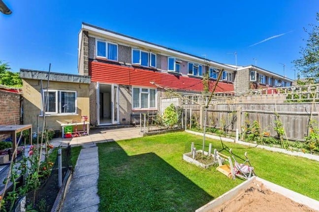 E17 9HB, 4 bedroom House Main Photo