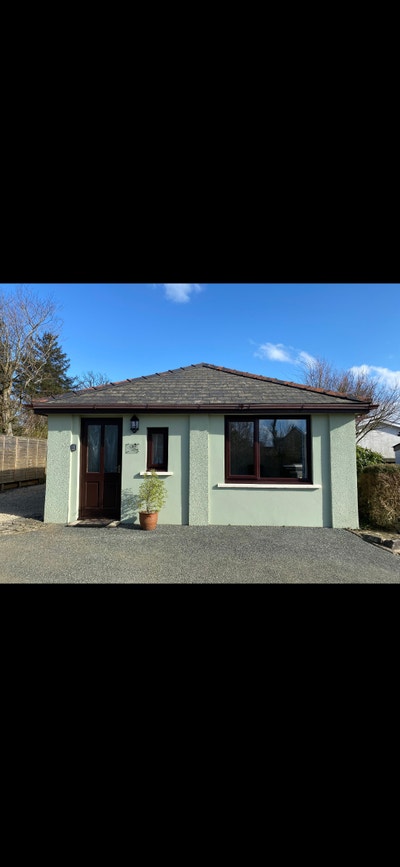 Self-Contained Winter Let, 5m Haverfordwest Main Photo