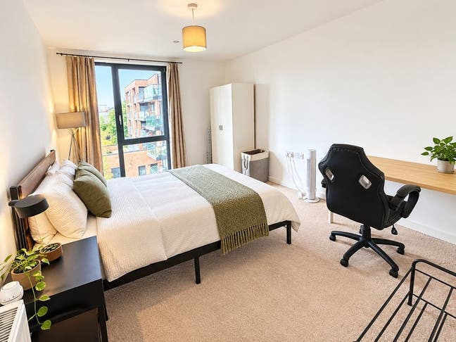 🌸 Bright Double Room | Female Flat |Moro Apar Main Photo