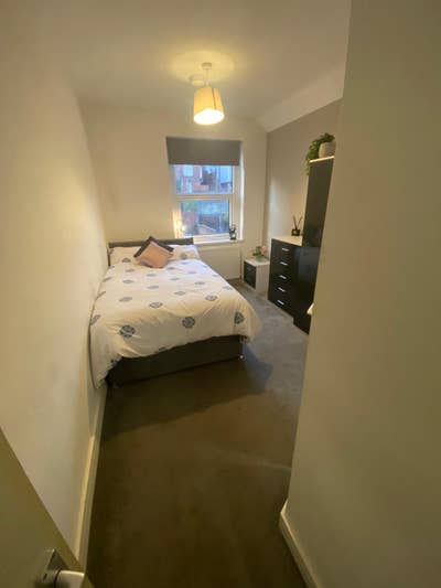 3 Cosy rooms to rent - move in now! Main Photo