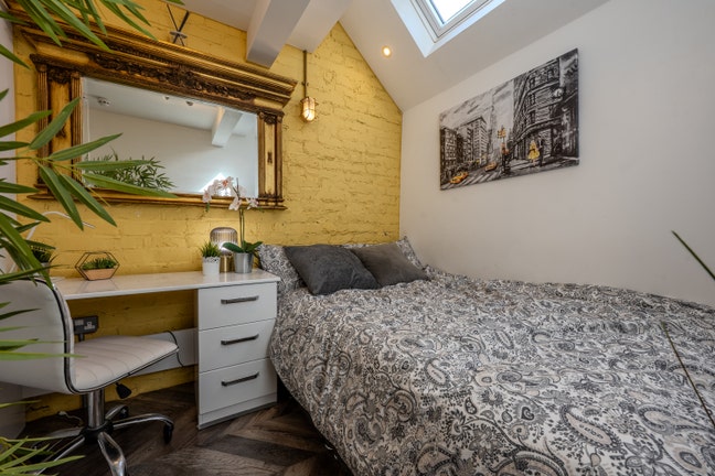 Premium Professional Room - Fallowfield Main Photo
