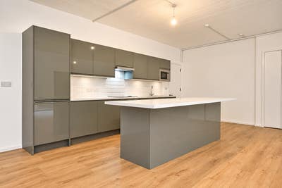 New 5 Bed 5 Bath Wearhouse Cov London Fields E9 Main Photo