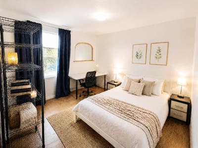Modern full house 3 bedroom 2 bathroom  Main Photo