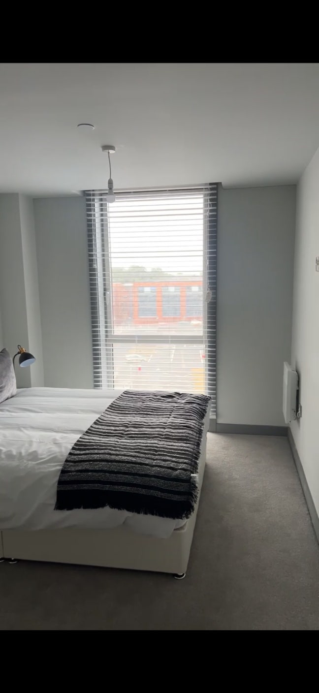 Double Ensuite Room Birmingham Jewellery Quarter Main Photo