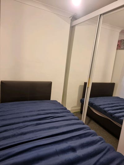 Spacious single room to rent  Main Photo