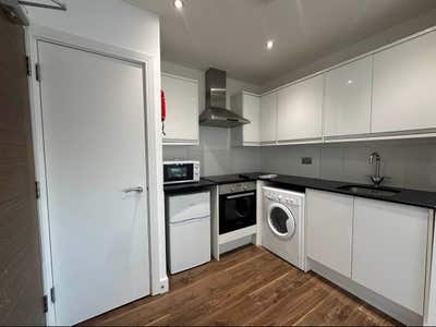Modern Studio Flat — Kap House, Harrow (HA1 2AR) Main Photo
