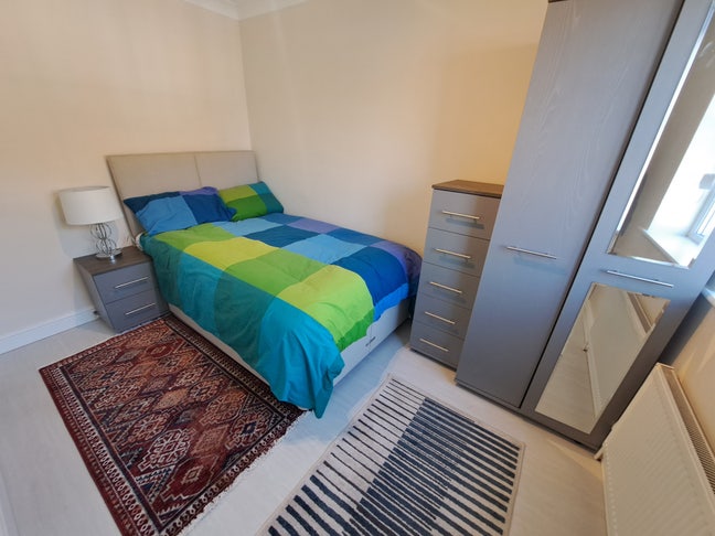 Double bedroom in a professional HMO. Bills Inc. Main Photo