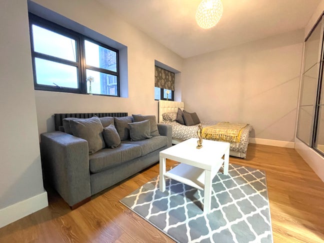 Double Ensuite - Looking For Something Special Main Photo