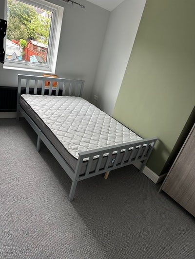 Double Room with Onsuite.  Main Photo