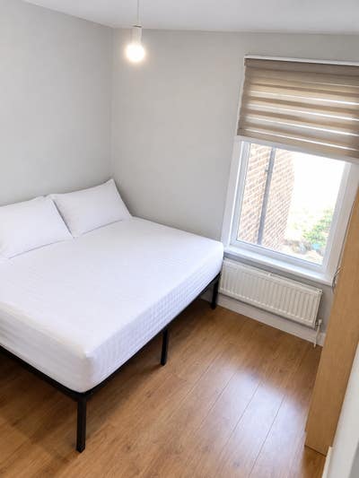 Tottenham  Single Room | 1 Person | &pound;0 Deposit Main Photo