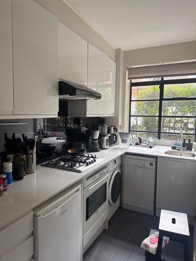 Whole flat near station  Main Photo