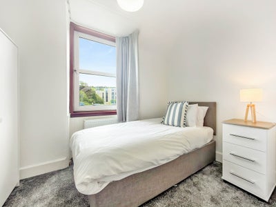 Private Single room in shared house available  Main Photo