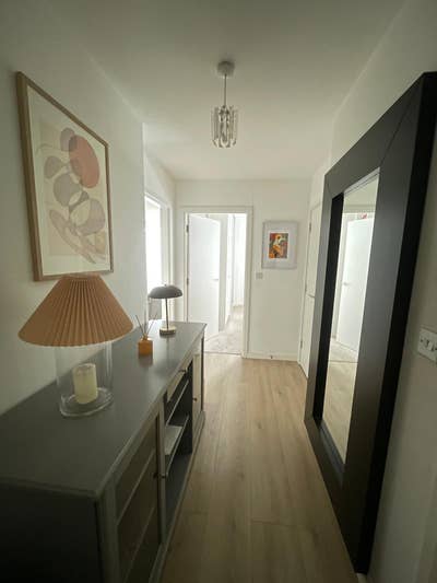 1-Bed Apartment – Ideal for a professional  lodger Main Photo