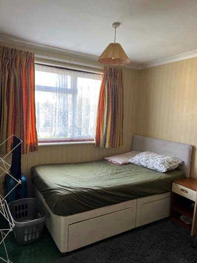 Double Room Available In Three BHK Main Photo