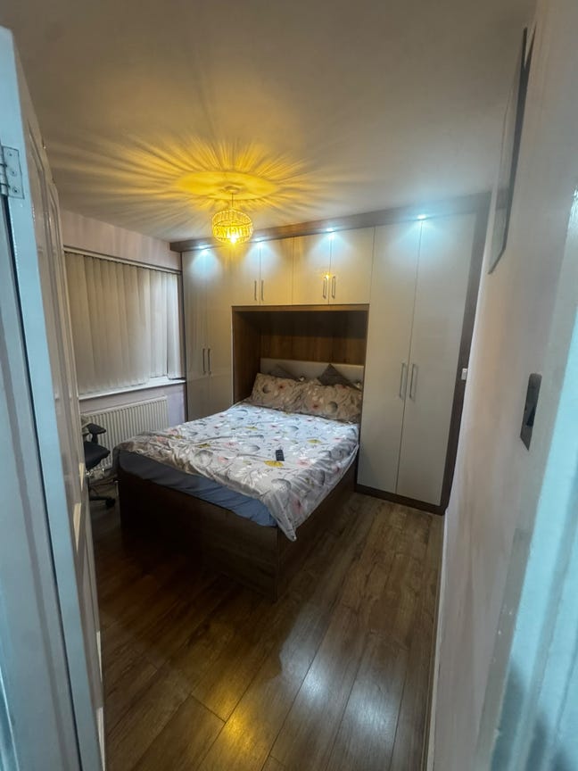 2-rooms available in same house UB2 Main Photo