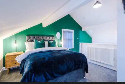 Luxury Double Rooms - All Ensuite - No Deposit Main Photo