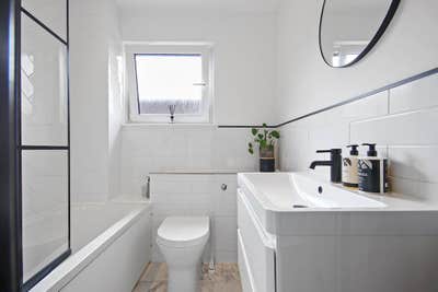 1 Bedroom Terraced House in SE16 Main Photo