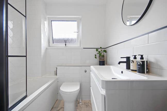 1 Bedroom Terraced House in SE16 Main Photo