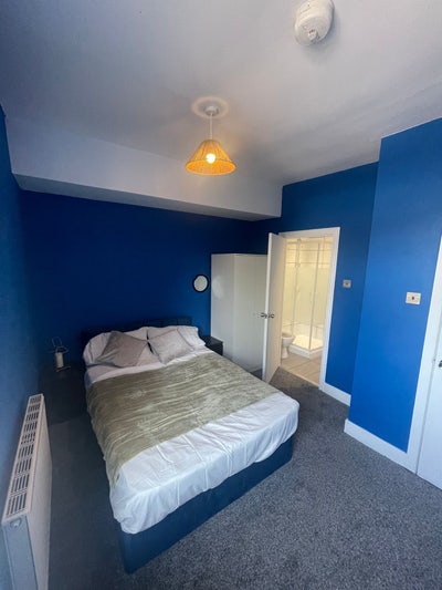 &pound;400 En Suite Room, All Bills Included Main Photo