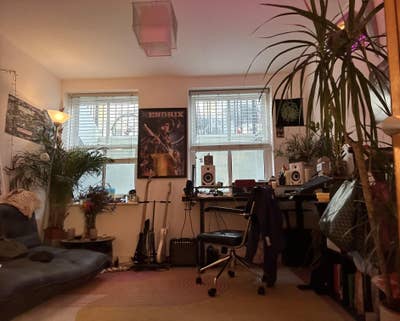 Lease Takeover – 1 Bed W/ Private Backyard Main Photo