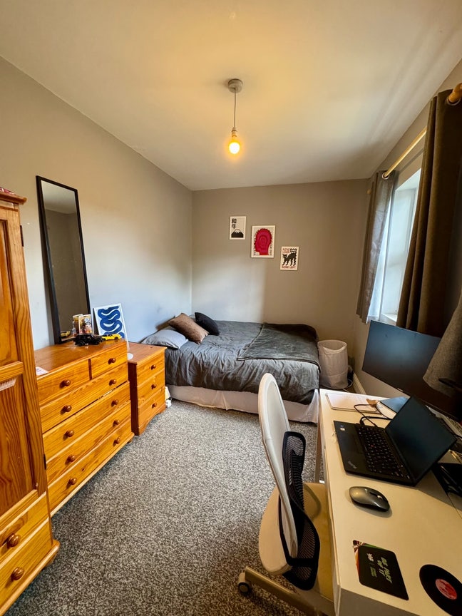Furnished double in Tooting Broadway Main Photo