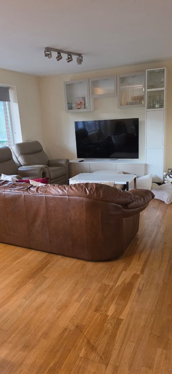 Comfortable 2 Bedroom Flat in Hendon, North London Main Photo